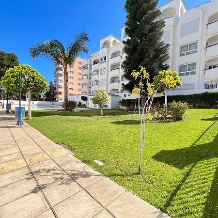 Appartement Spacieux Avec Terrasse Et Piscine Benalmádena Kültér fotó